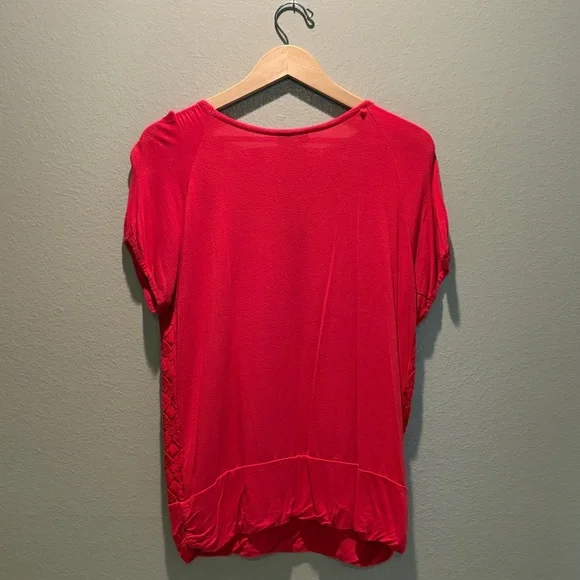 I.N. Studio Women's Red Scoop Neck Textured Top Blouse Size Large EUC Casual - Picture 4 of 10